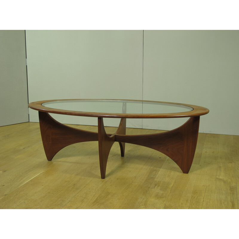 Table basse ovale en verre G Plan, Ib KOFOD-LARSEN - 1960