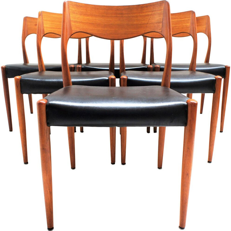 Set of 6 vintage scandinavian teak and black leatherette chairs by Niels O' Moller