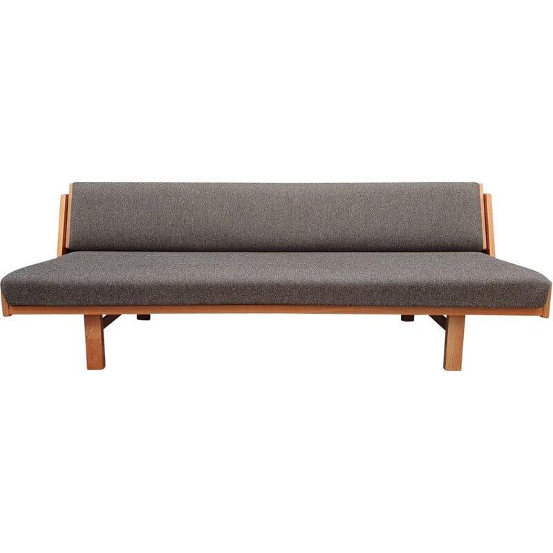 Vintage sofa GE 238 by Hans J. WEGNER, 1965