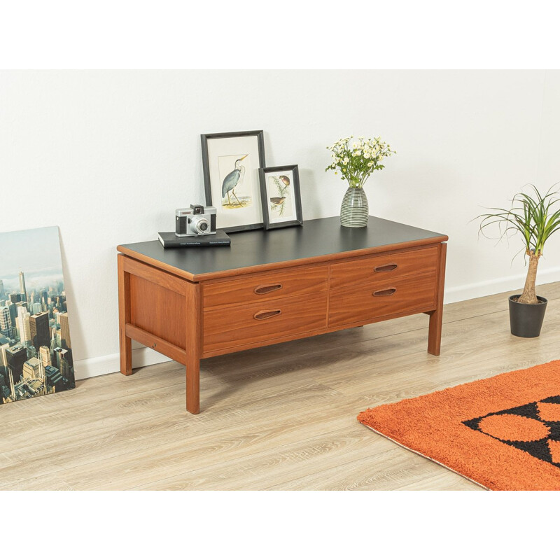 Mid-century dresser, 1960s