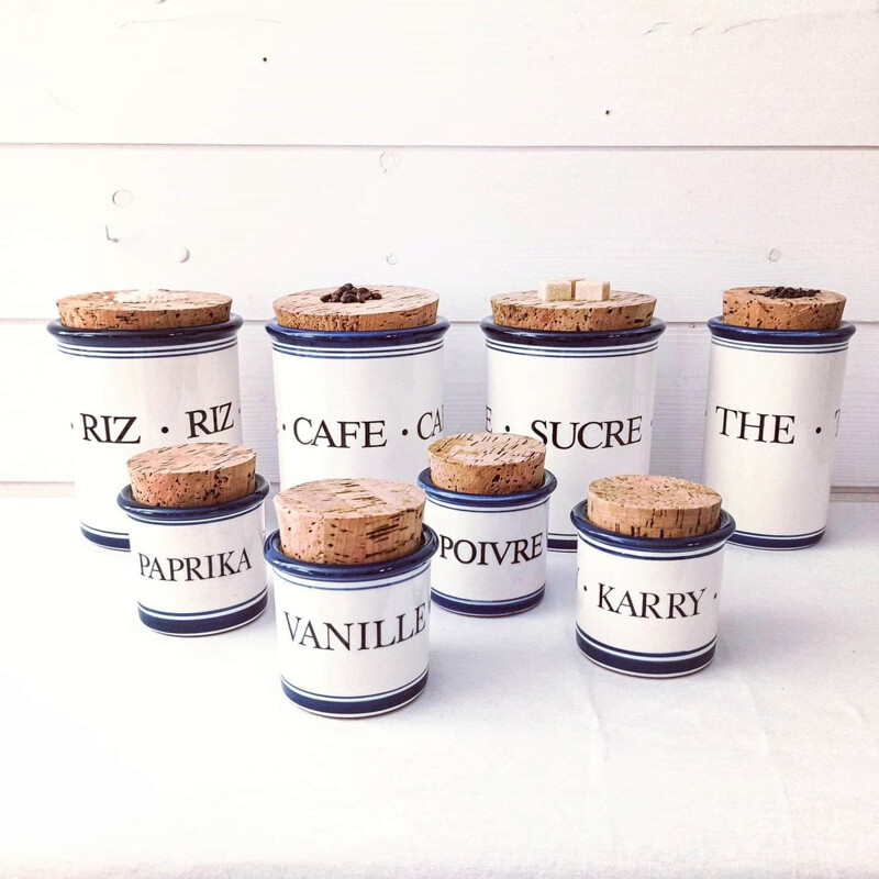 Series of vintage pots in glazed terracotta and cork lids