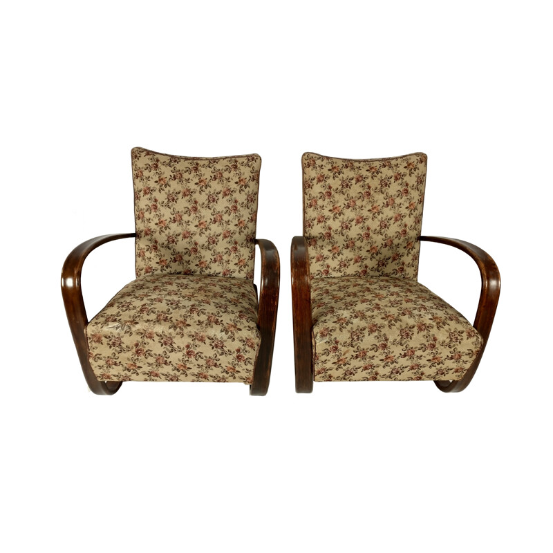 Set of 2 mid-century armchairs and table by Jindřich Halabala, Czech Republic 1930s