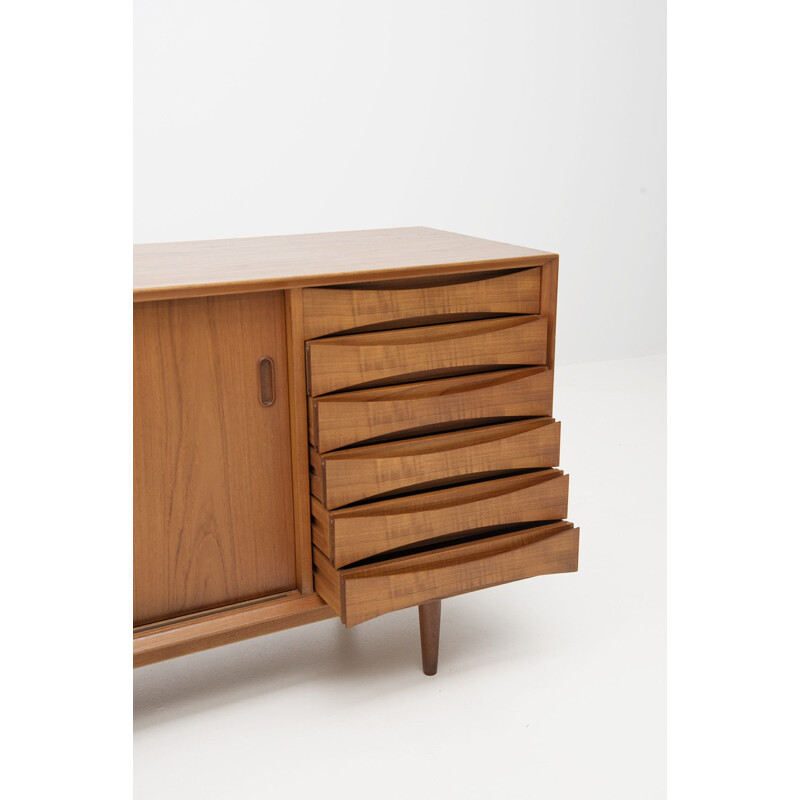 Vintage sideboard Model 29 by Arne Vodder for Sibast Furniture, Denmark 1950s