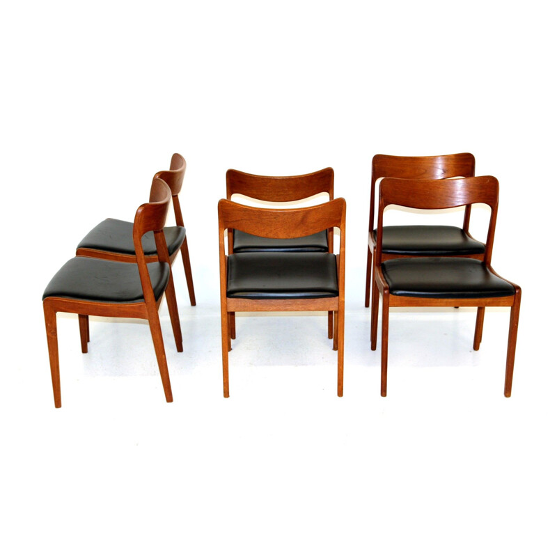 Set of 6 vintage teak and black leather chairs, Denmark 1960