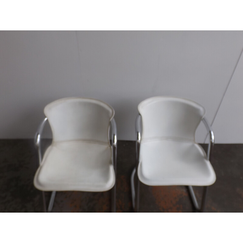 Par de cadeiras de couro branco vintage da Metaform, Países Baixos