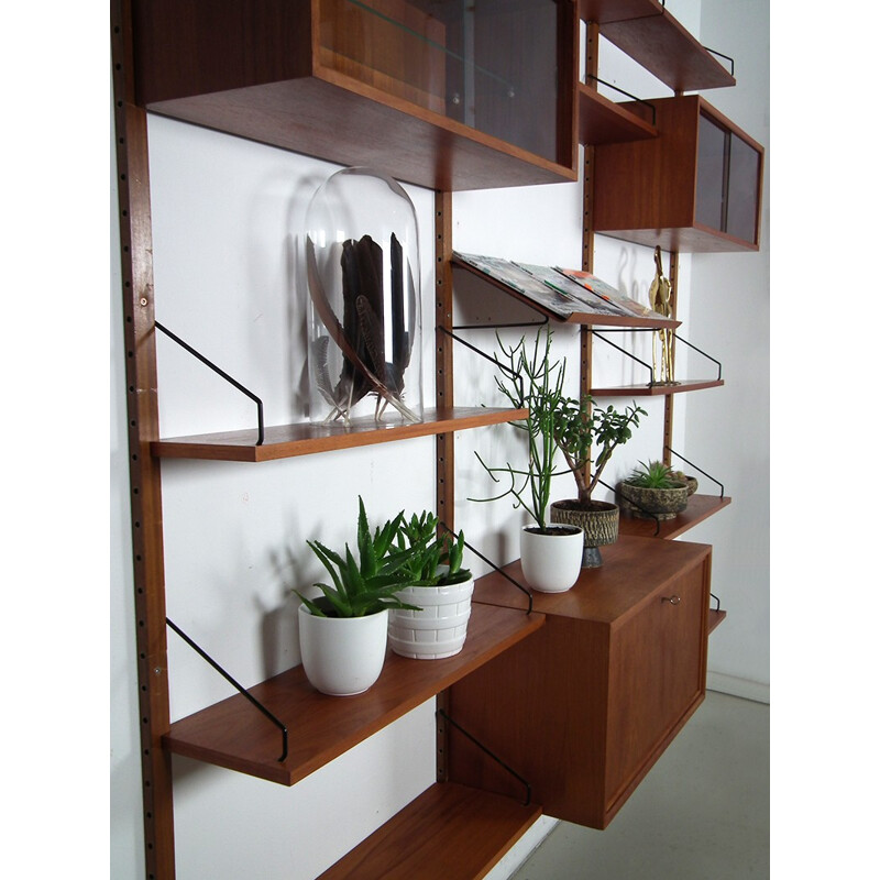 Danish "Royal" wall system in teak veneer, Poul CADOVIUS - 1960s