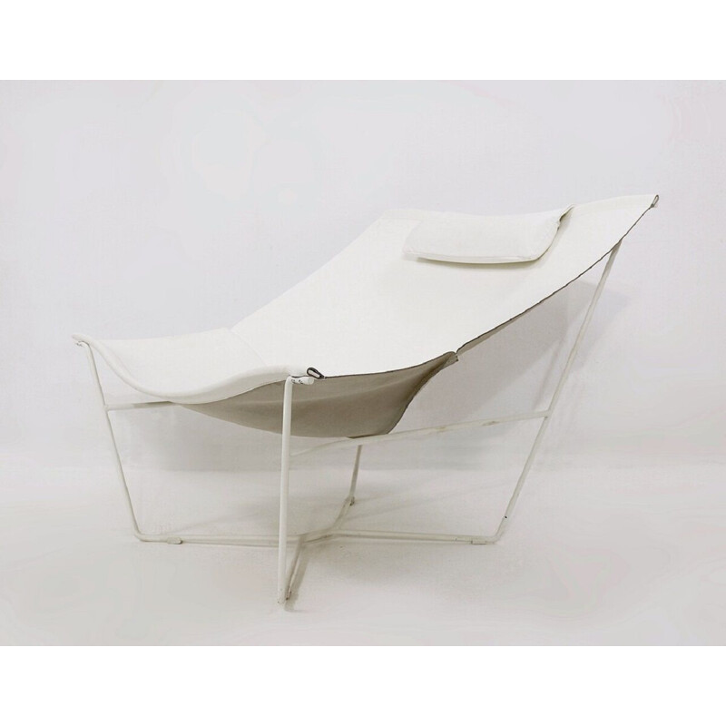 "Semana" vintage lounge chair in white leather and steel by David Weeks for Habitat UK