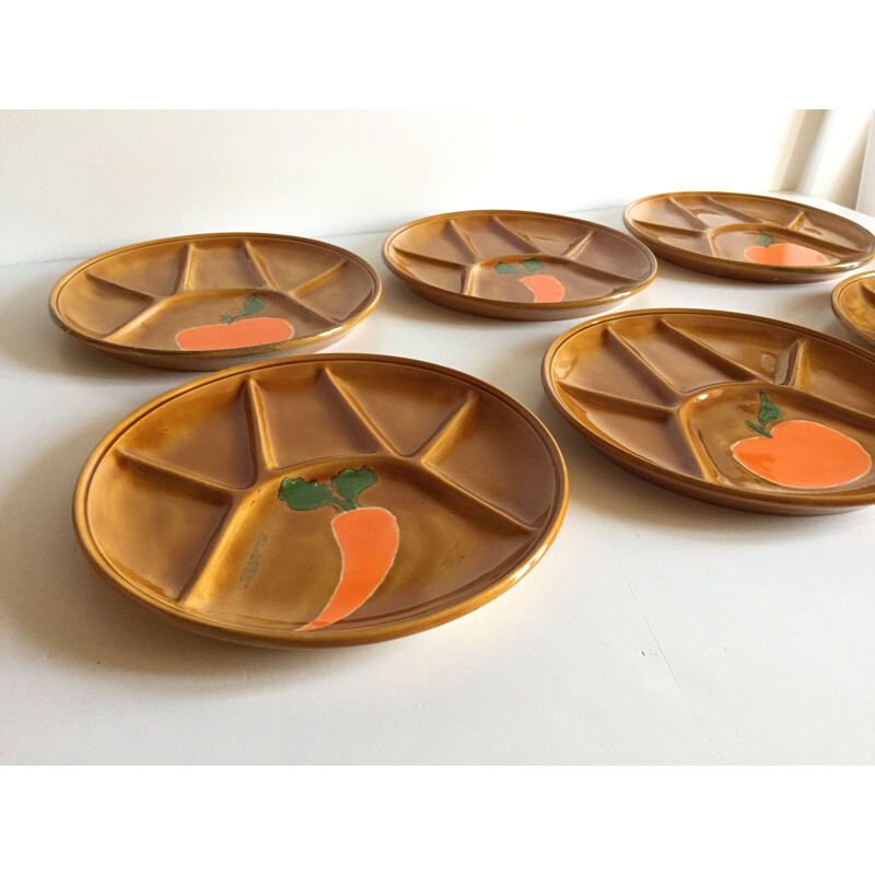 Set of 6 vintage compartmentalized plates, 1970