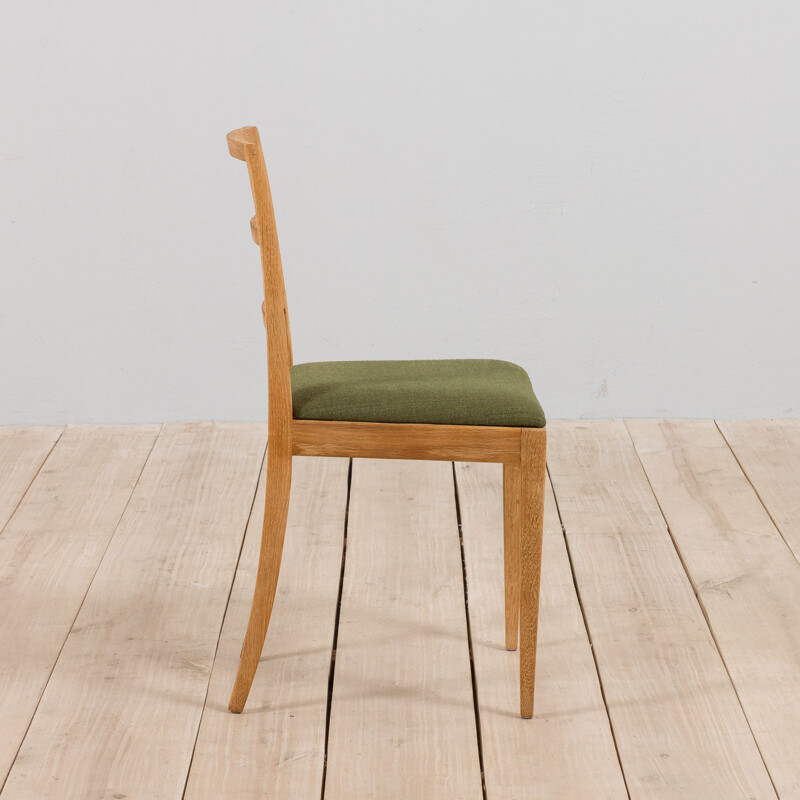 Set of 6 vintage dining chairs in sanded oakwood by Fritz Hansen, Denmark 1950s