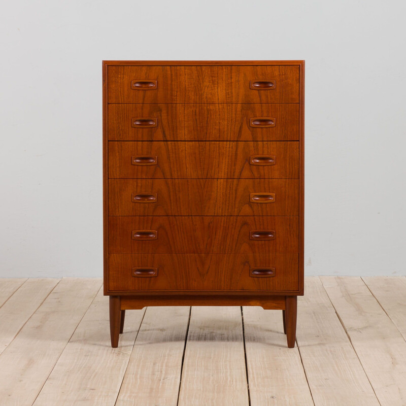 Danish mid century chest of drawers in teak, 1960s