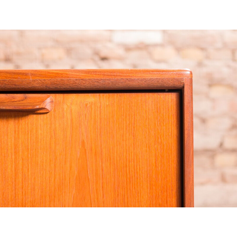 Scandinavian light teak sideboard with 2 double doors, 1970