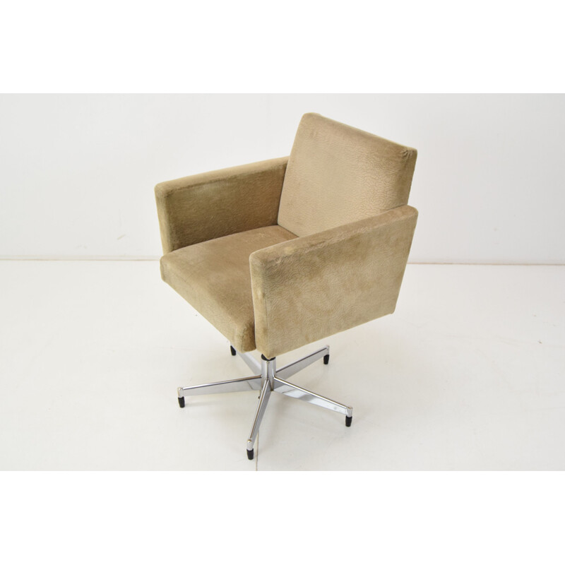Mid-century swivel armchair, Czechoslovakia 1970s