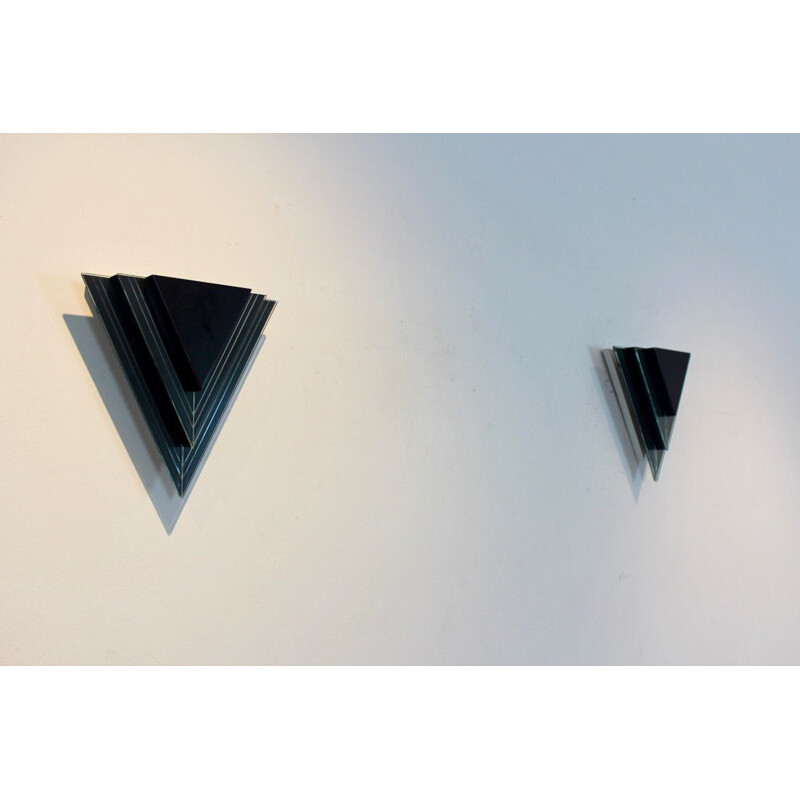 Par de arandelas triangulares de vidro e aço vintage, Holanda