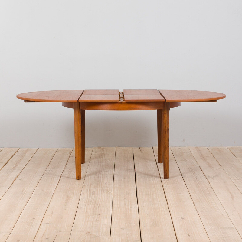 Mid century Danish round teak extension table, 1960s