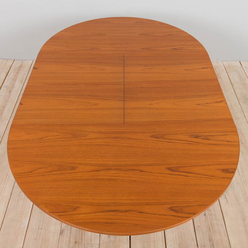 Mid century Danish round teak extension table, 1960s