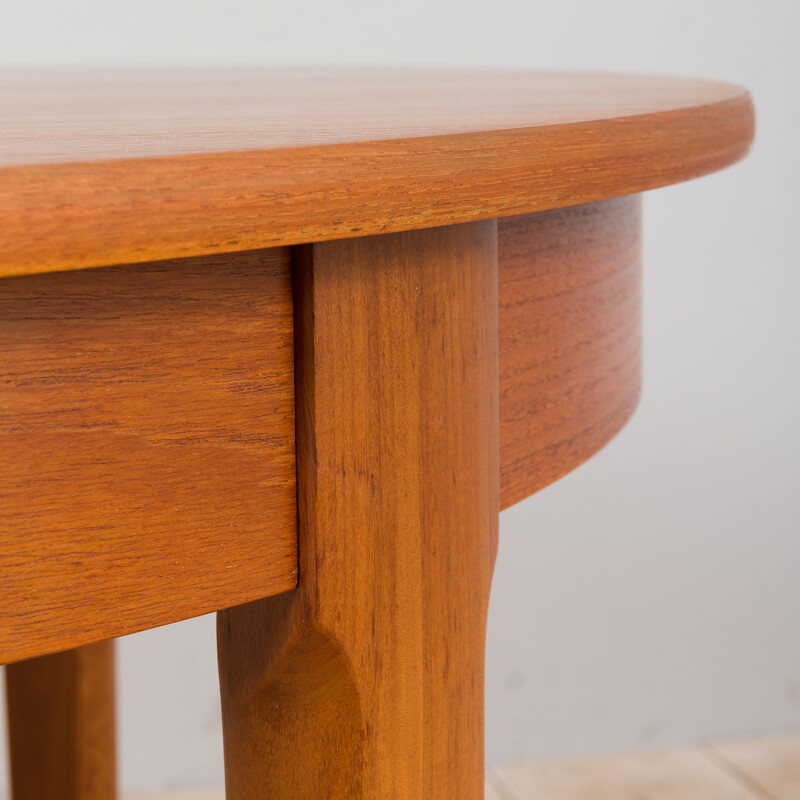 Mid century Danish round teak extension table, 1960s