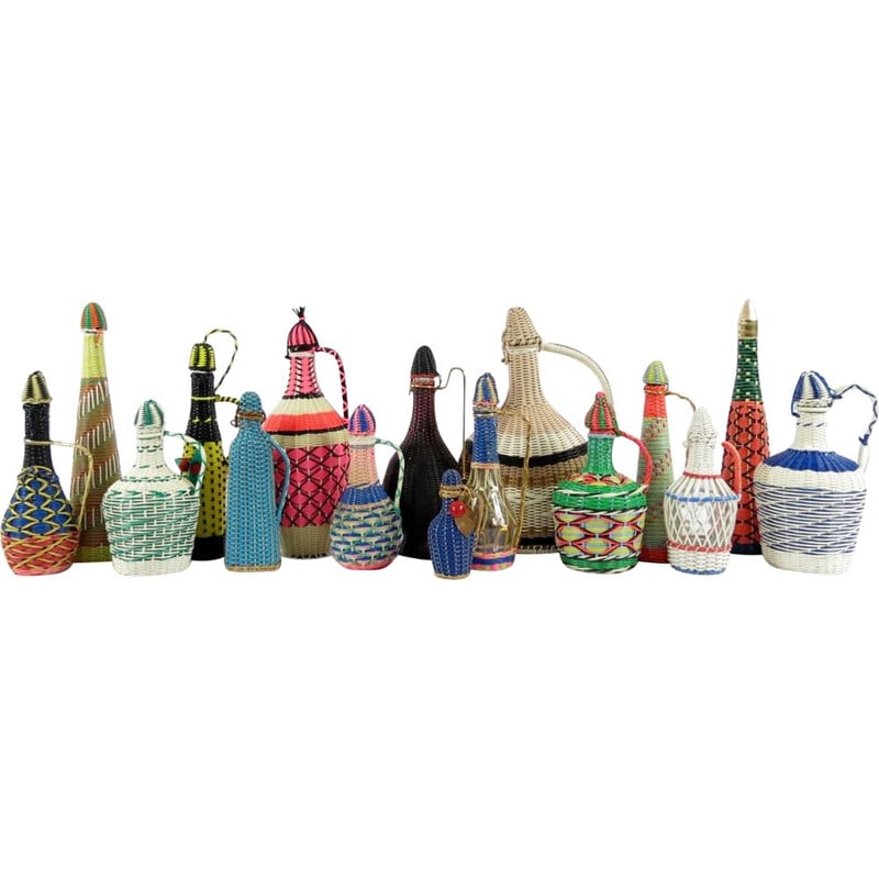 Set of 16 vintage French scoubidou bottles, 1960s