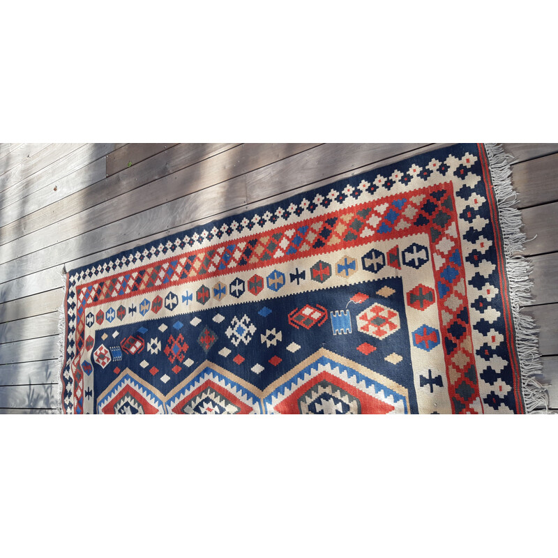 Vintage Iranian kilim wool rug