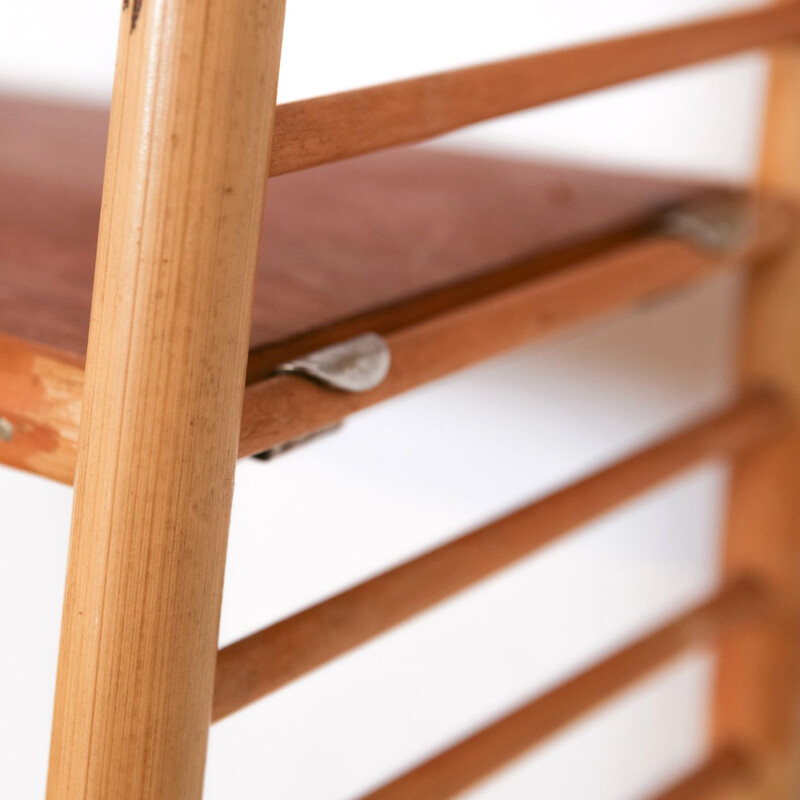 Modular vintage shelf in rattan