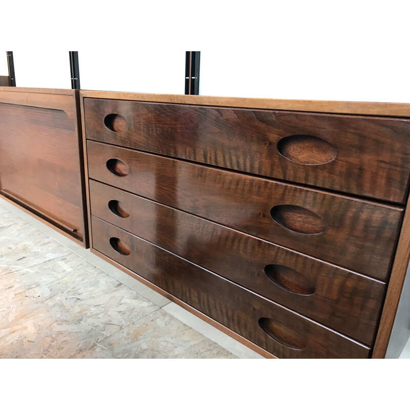 Vintage walnut wall unit by Gianfranco Frattini for Bernini, Italy 1957