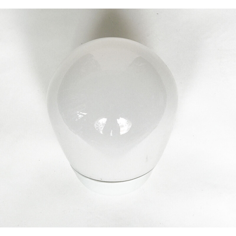 Aplique vintage de porcelana blanca y cristal de leche de Wilhelm Wagenfeld para Lindner, Alemania 1955