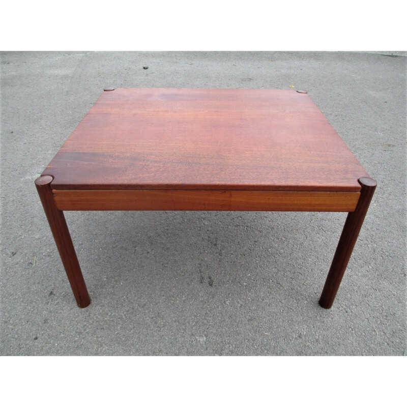 Vintage coffee table in solid teak for Magnus Olesen, Denmark 1960