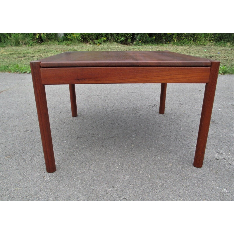 Vintage coffee table in solid teak for Magnus Olesen, Denmark 1960