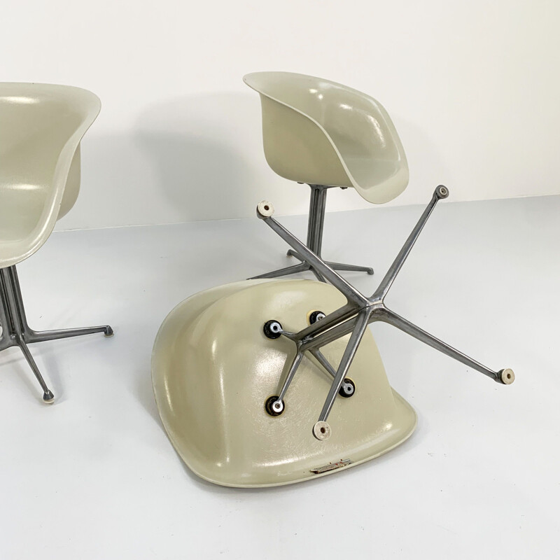 Set of 4 vintage La Fonda armchairs by Charles & Ray Eames for Herman Miller, 1960s