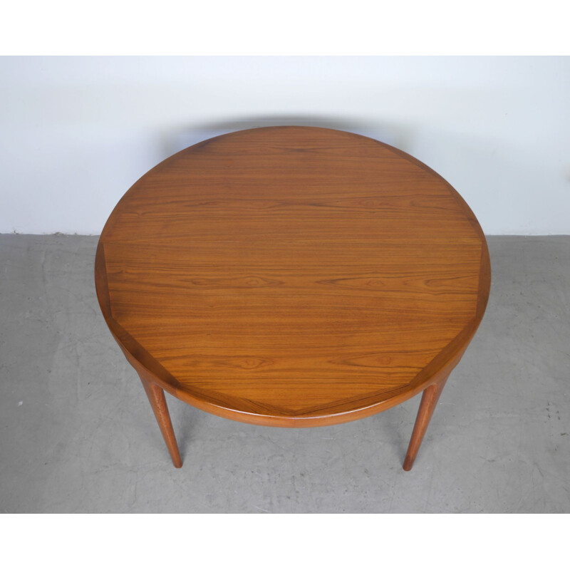 Extendable teak vintage dining table by Ib Kofod-Larsen for Faarup Mobelfabrik, Denmark 1960s