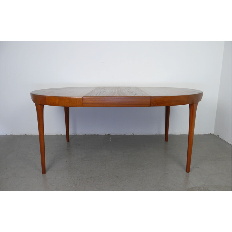 Extendable teak vintage dining table by Ib Kofod-Larsen for Faarup Mobelfabrik, Denmark 1960s
