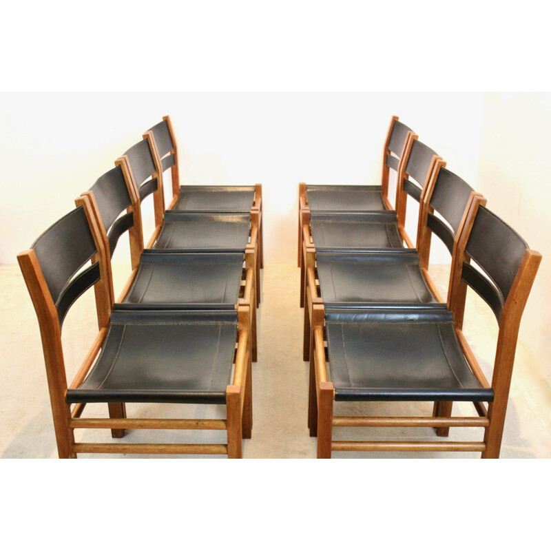 Set of 8 vintage oakwood and saddle leather chairs