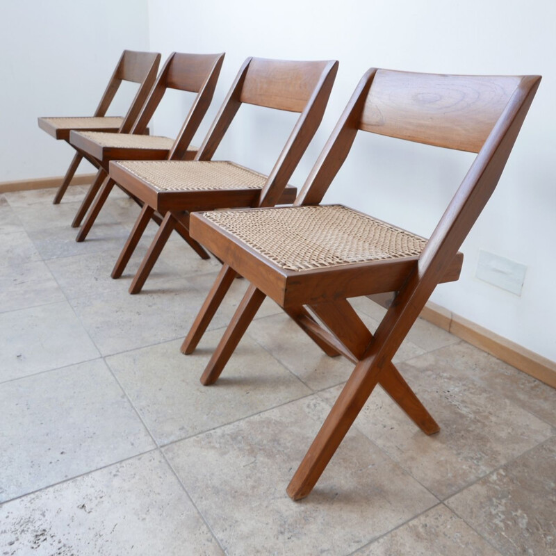 Conjunto de 4 cadeiras de biblioteca vintage por Pierre Jeanneret, Índia 1960