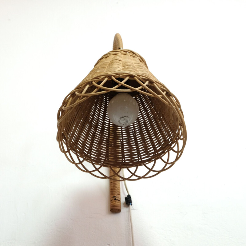 Vintage wicker wall lamp, 1970