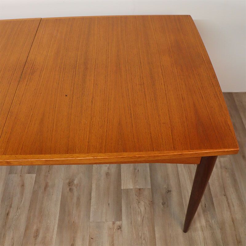 Vintage Scandinavian extendable table in teak, 1960s