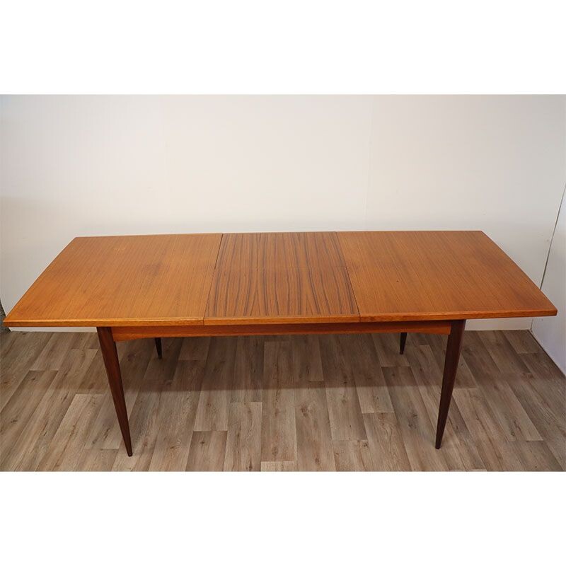 Vintage Scandinavian extendable table in teak, 1960s