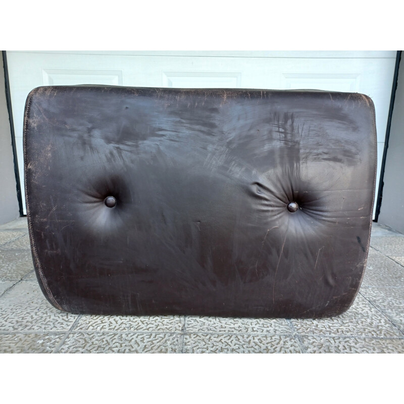 Vintage leather armchair, 1970