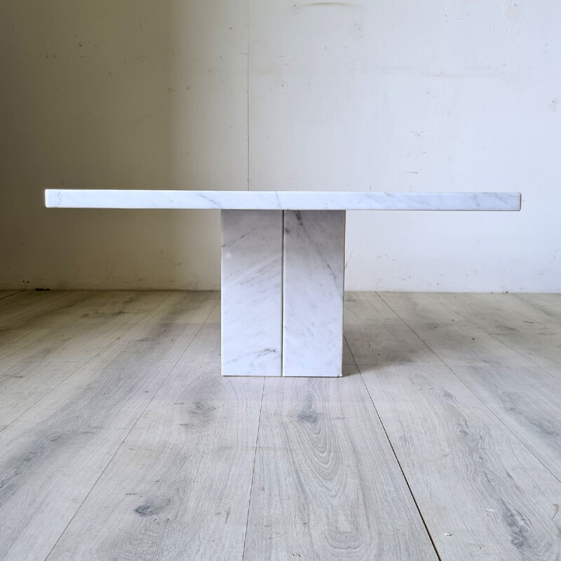 Vintage Carrara marble coffee table, Italy 1970s