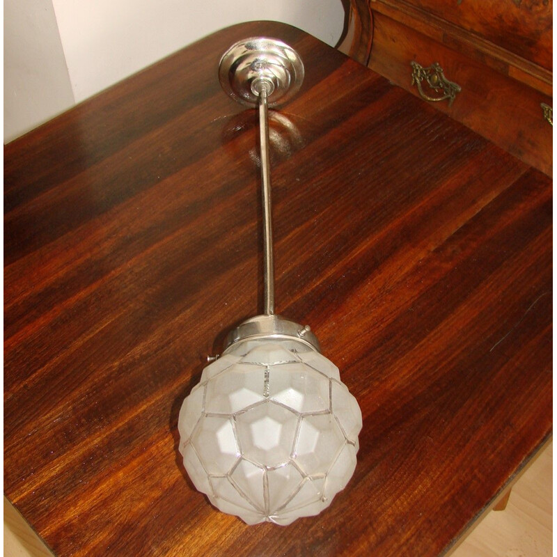 Lámpara colgante vintage de metal, latón y vidrio, 1930