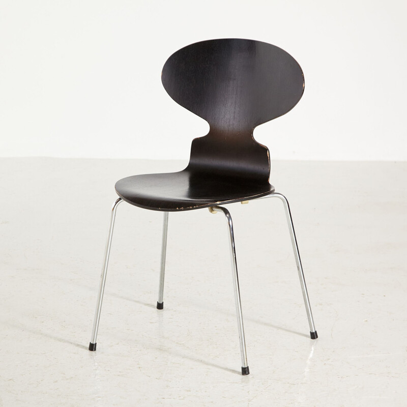 Vintage model 3101 chair by Arne Jacobsen for Fritz Hansen