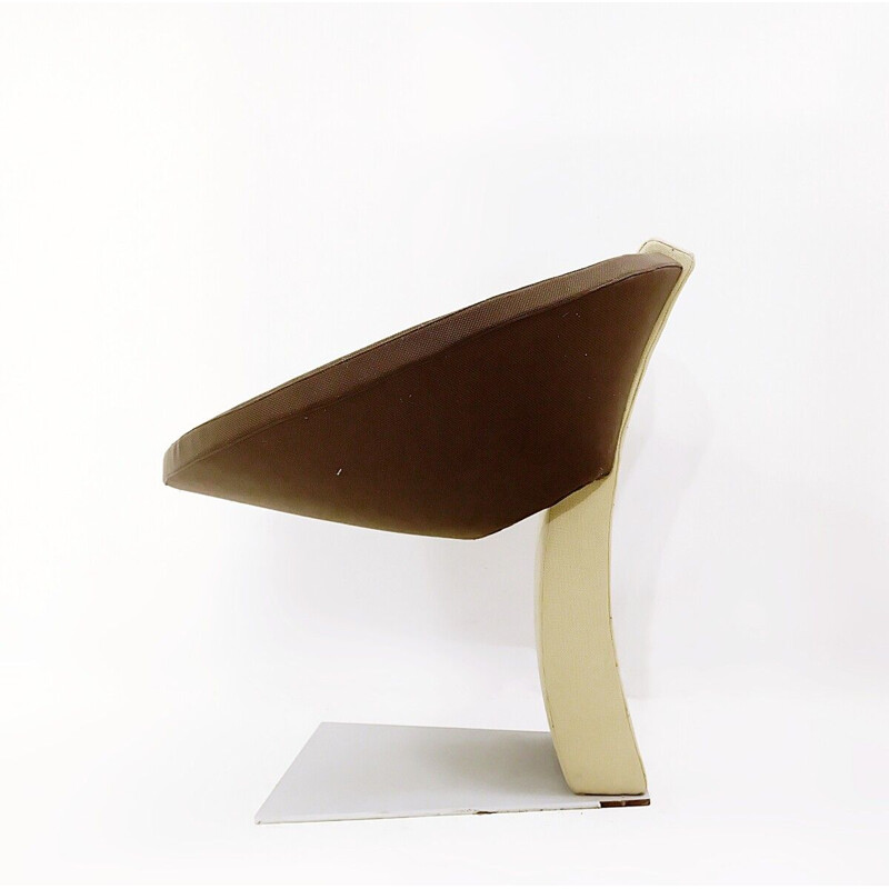 Vintage design armchair, 1980