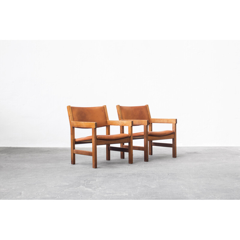 Pair of vintage armchairs by Hans J. Wegner for Getama, 1960s