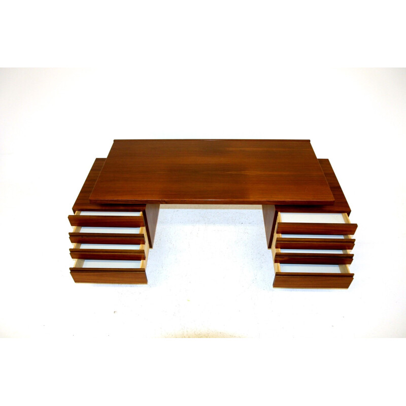 Vintage walnut desk by Olavi Hänninen for Nuppon, 1960