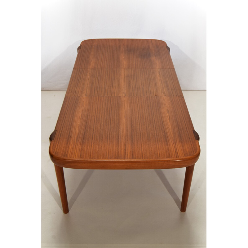 Extendable dining table in teak, Johannes Andersen - 1950s