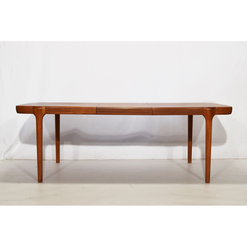 Extendable dining table in teak, Johannes Andersen - 1950s