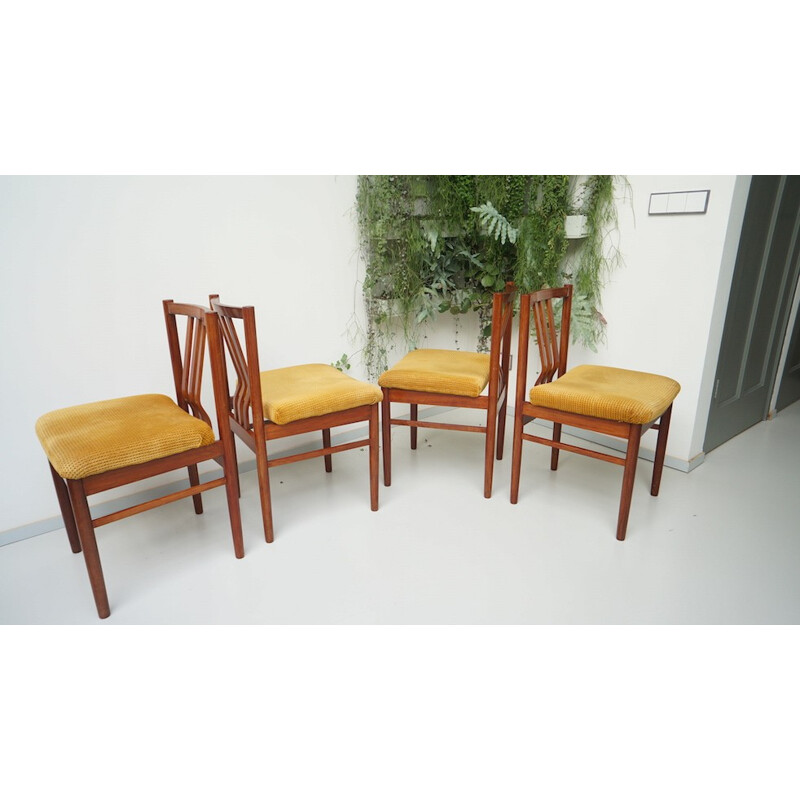 Ensemble de 4 chaises vintage jaunes - 1950