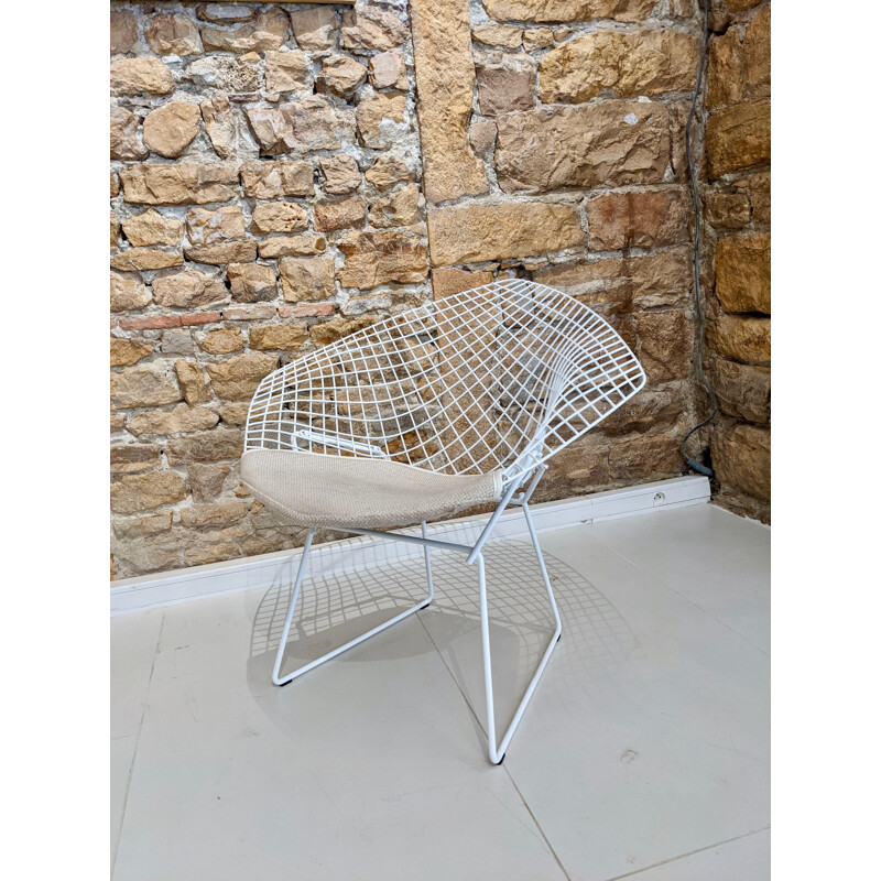 Vintage white steel diamond chair by Harry Bertoia