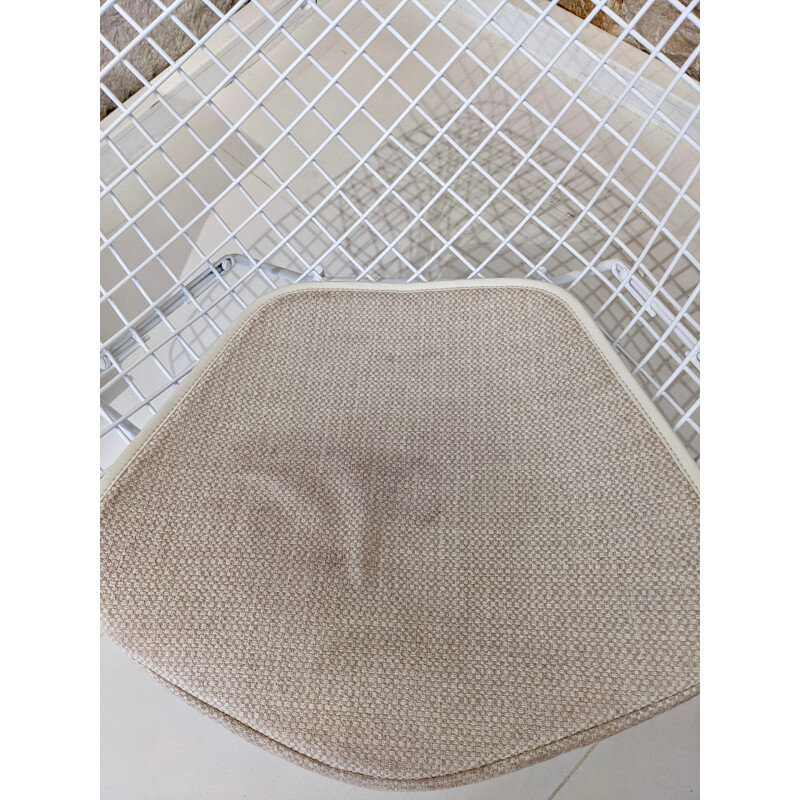 Vintage white steel diamond chair by Harry Bertoia