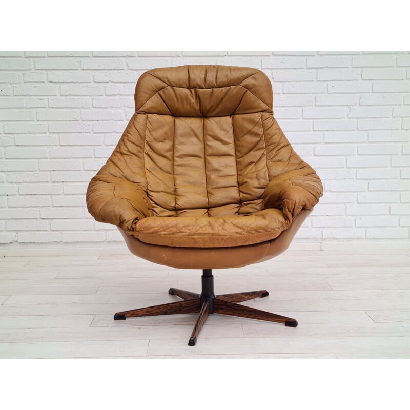 Danish vintage leather swivel armchair by H.W.Klein for Bramin, 1970s