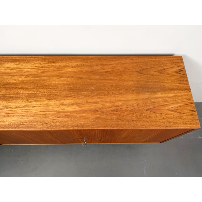 Teak vintage sideboard from Robin Day for Hille, England 1950s