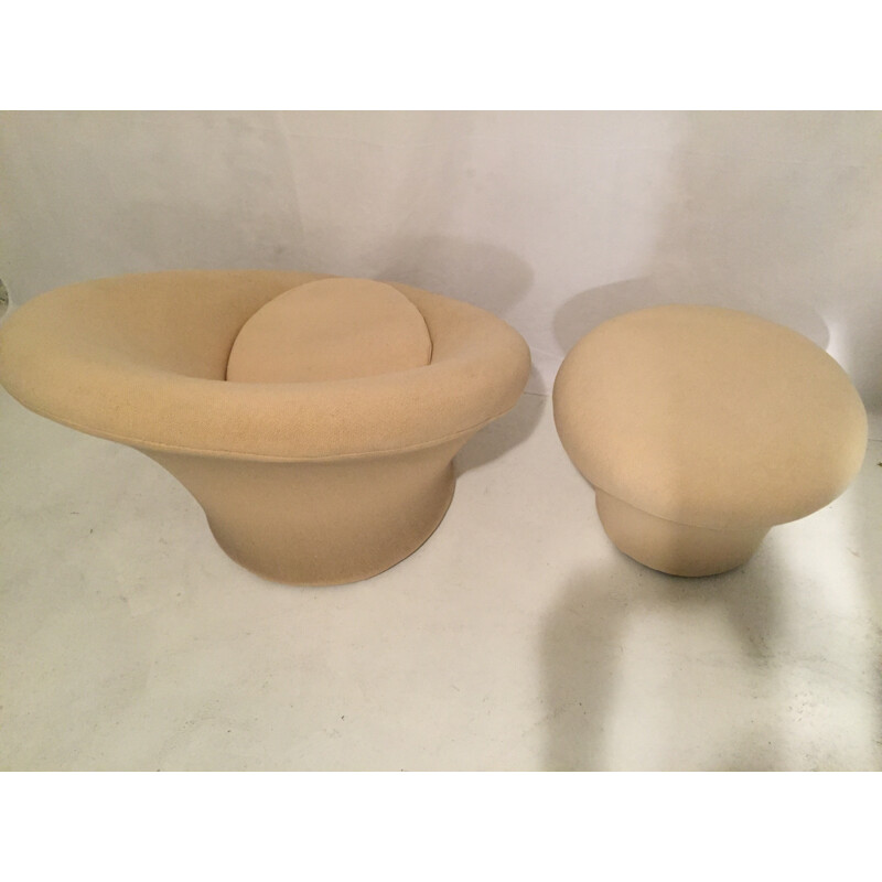 Beige armchair "Muschroom" with its ottoman, Pierre PAULIN - 1970s